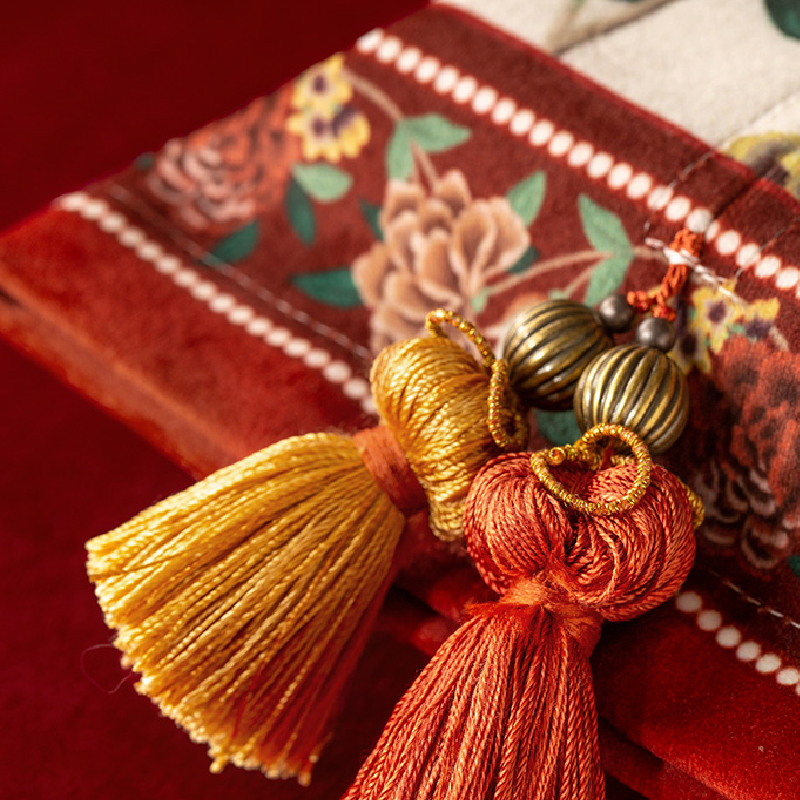 white red flower elegance tissue case