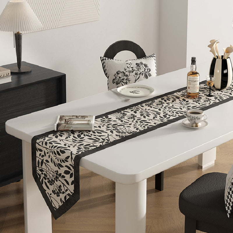 3design monochrome floral table runner
