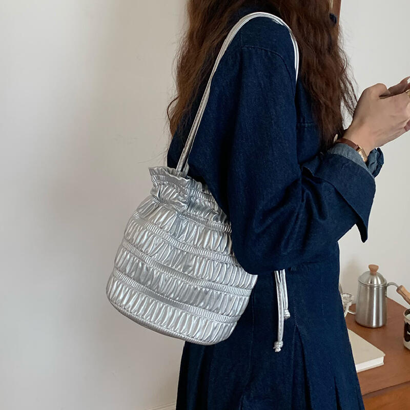silver mode shoulder bag