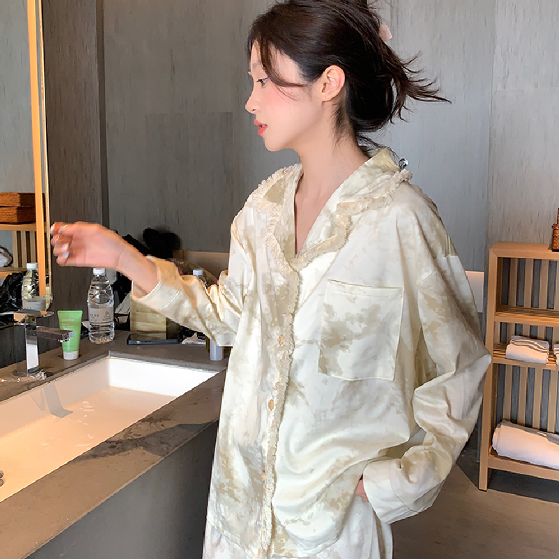 light yellow nuance room wear