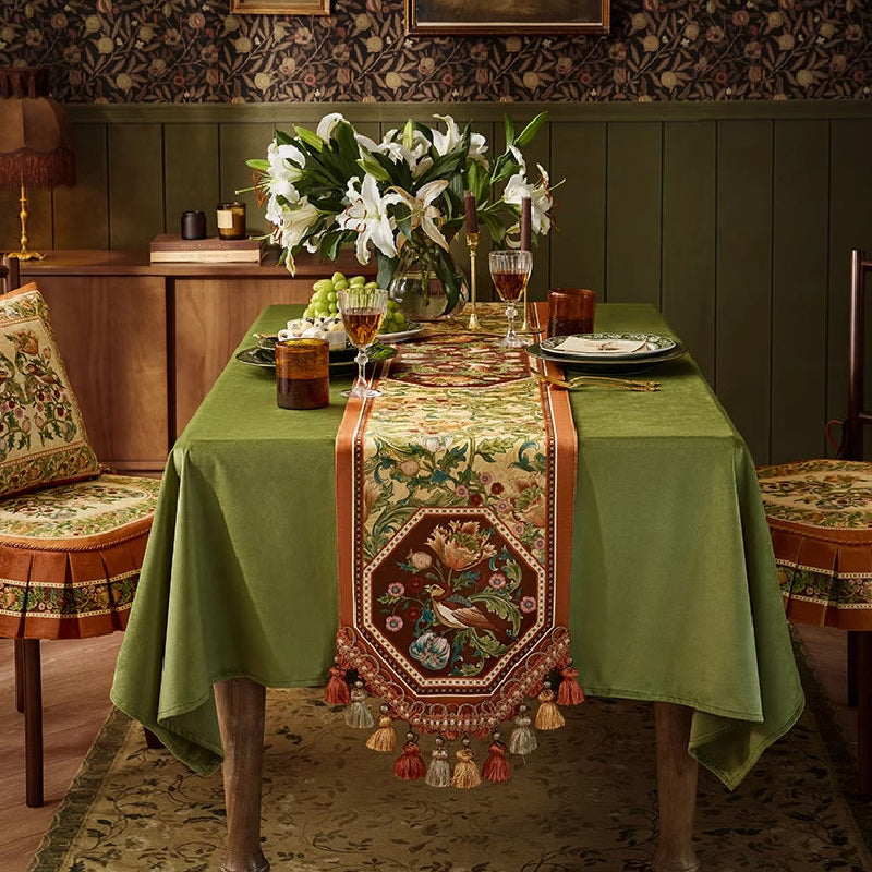 American retro elegant table runner