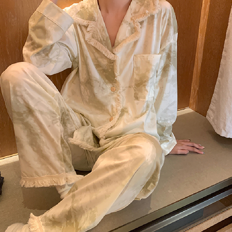 light yellow nuance room wear