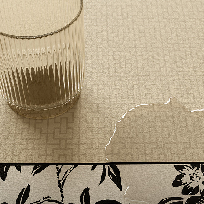 monotone floral table mat