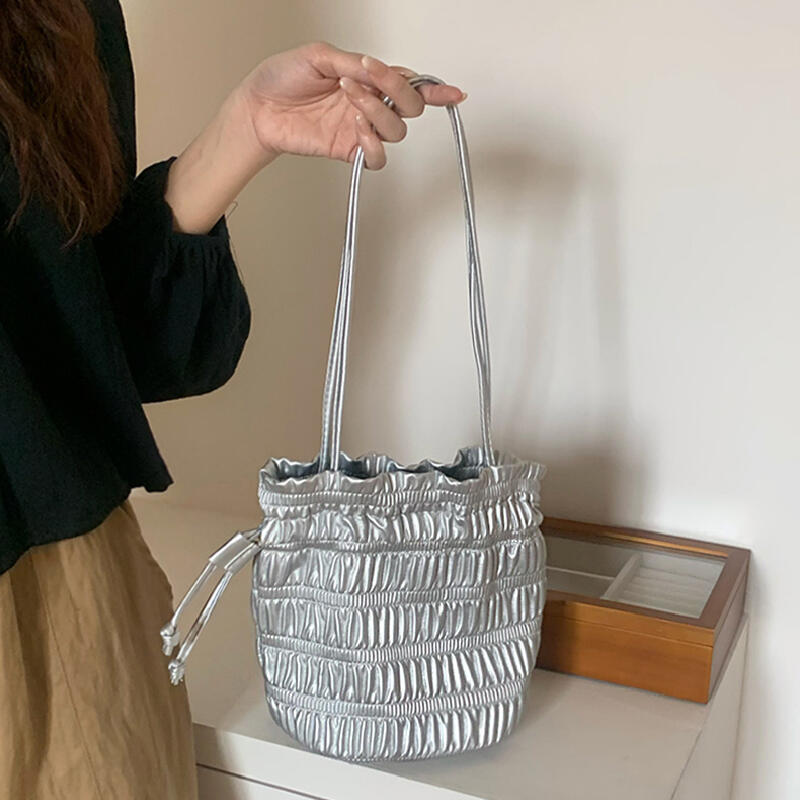 silver mode shoulder bag