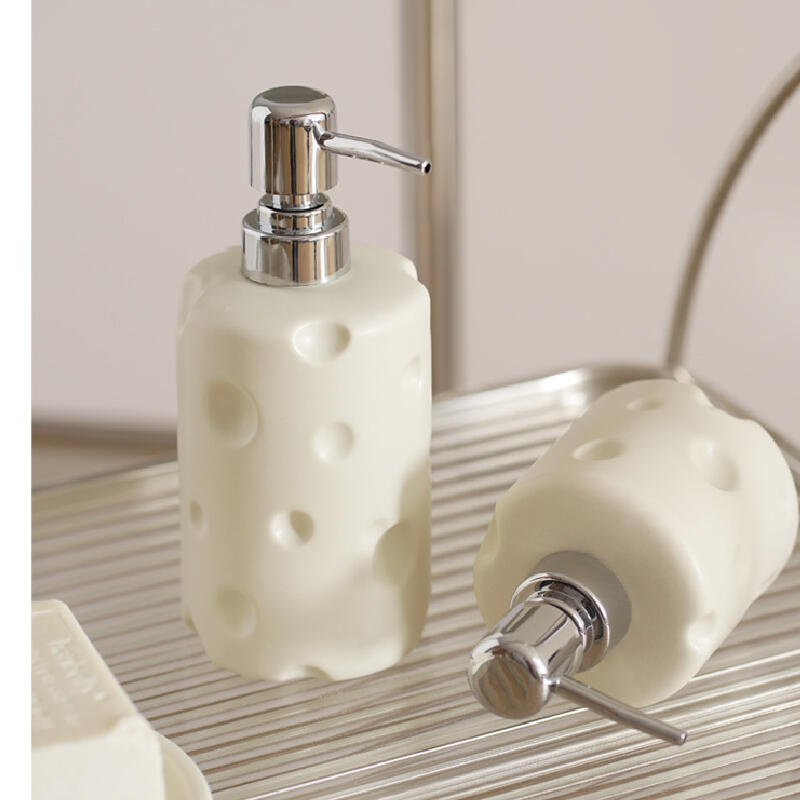 5color cheese soap bottle