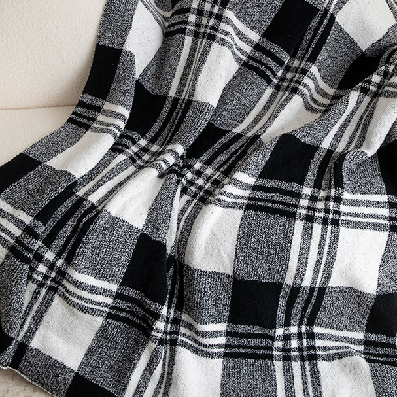 4design monotone geometric pattern blanket