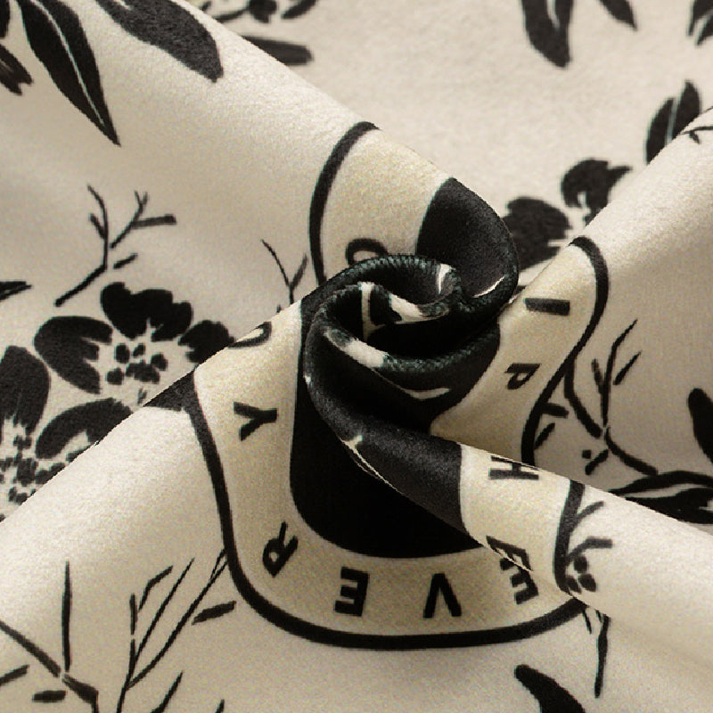 2design monotone floral tissue case
