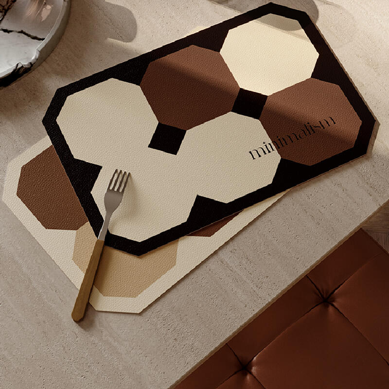 square minimalism brick place mat