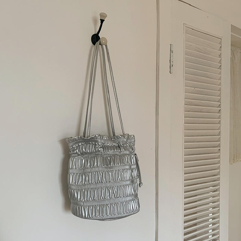 silver mode shoulder bag