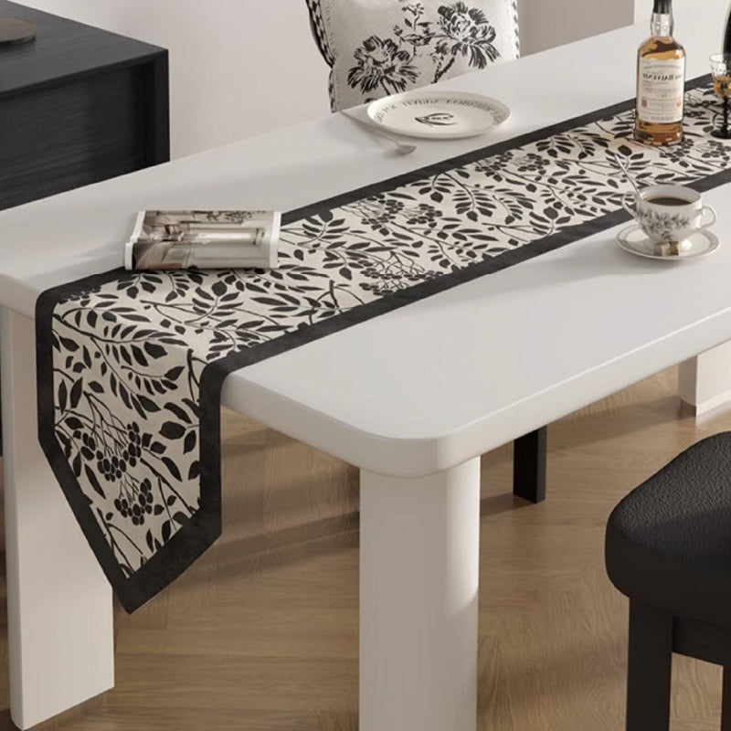 3design monochrome floral table runner