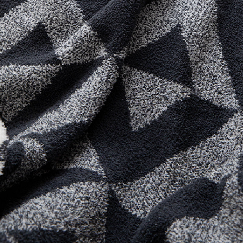 4design monotone geometric pattern blanket