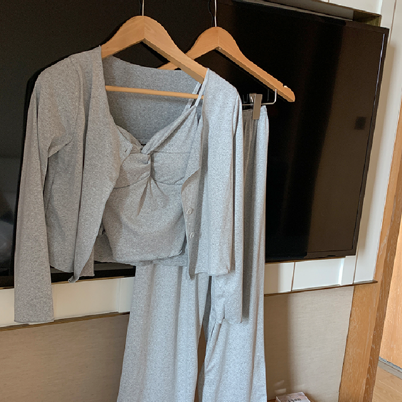 simple sweat twist room wear