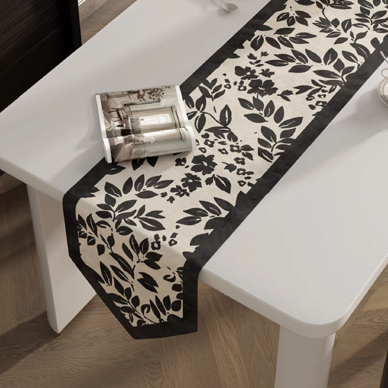 3design monochrome floral table runner