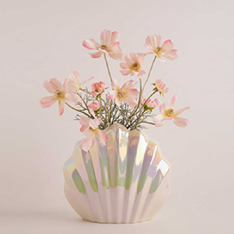 girly aurora shell vase