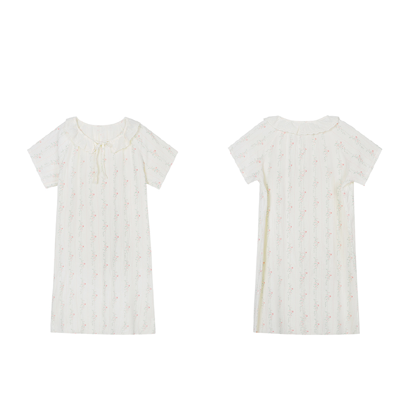 white flower frill collar room wear