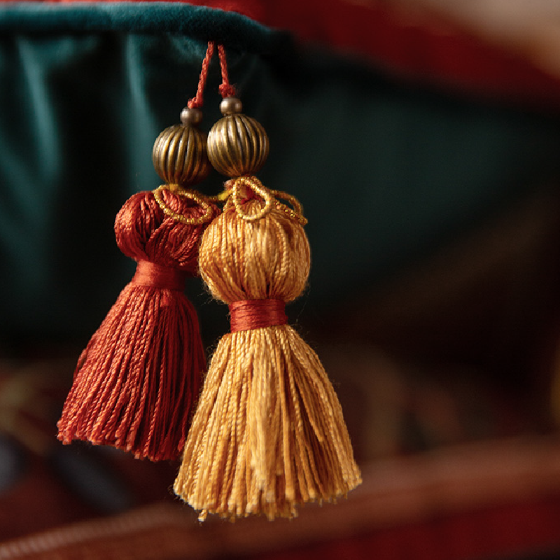 5design burgundy elegance flower cushion