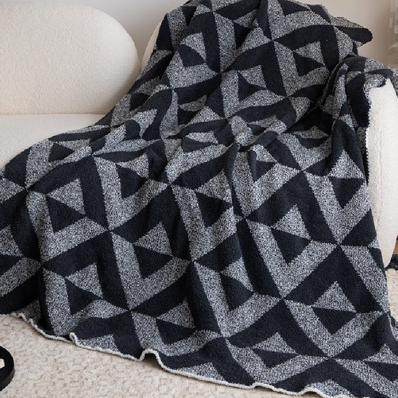 4design monotone geometric pattern blanket