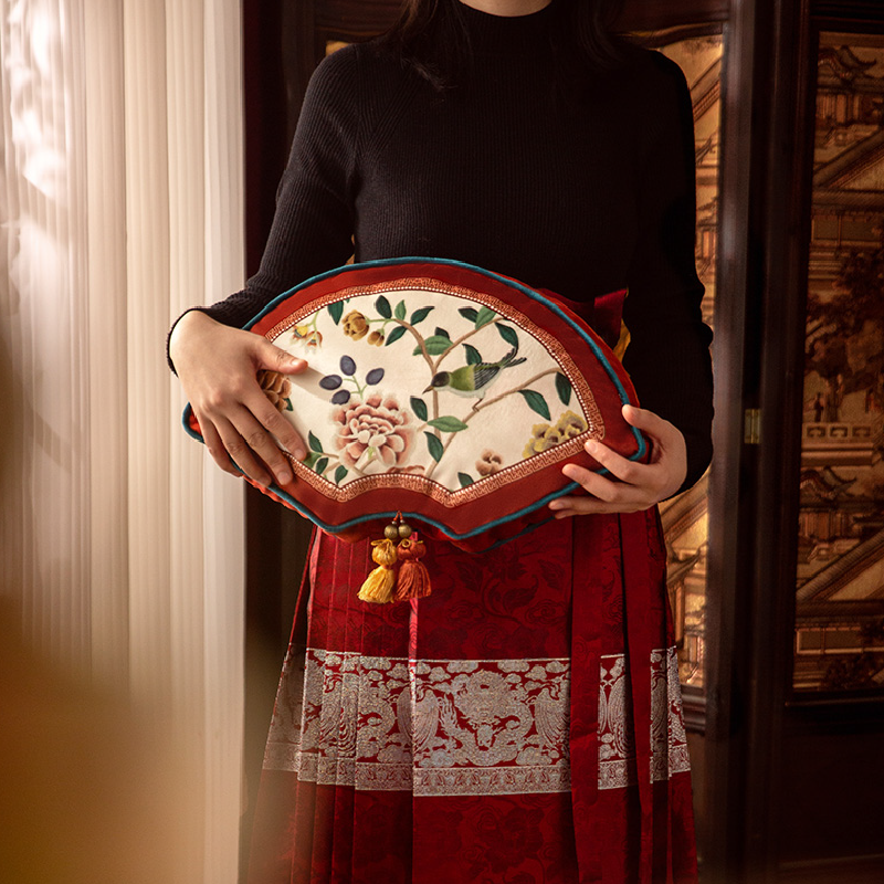 5design burgundy elegance flower cushion