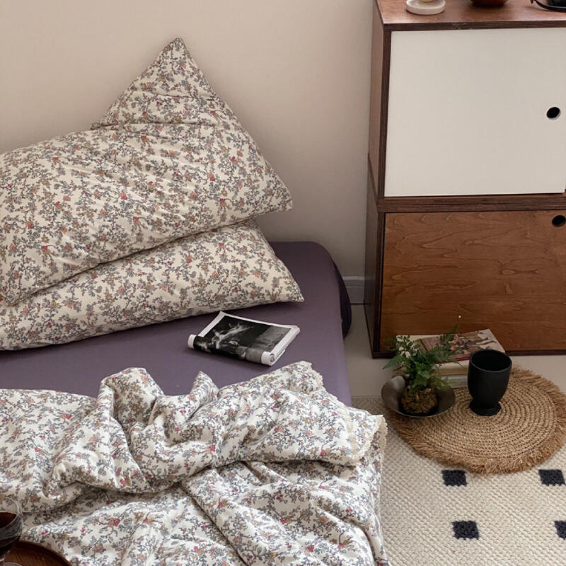 8design natural floral summer quilt