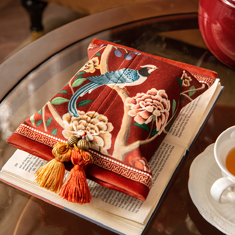 white red flower elegance tissue case