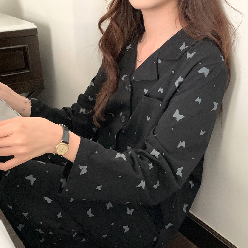 black butterfly room wear