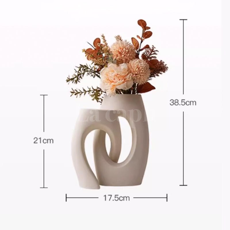 Intertwined Elegance Vase