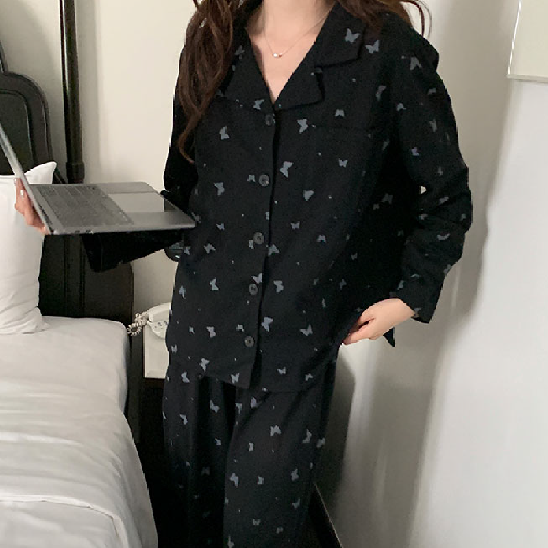 black butterfly room wear