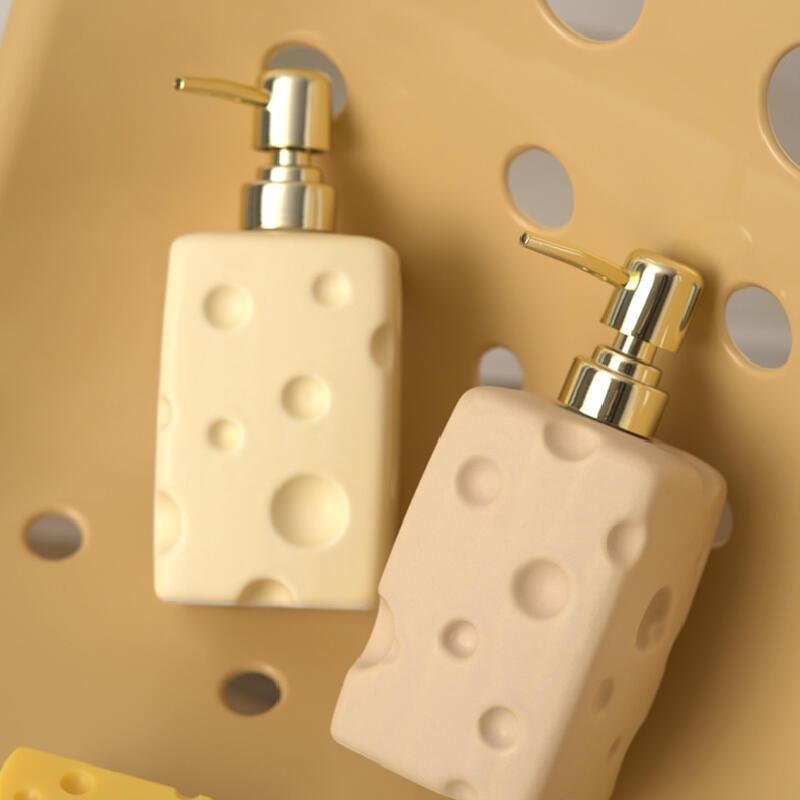 5color cheese soap bottle