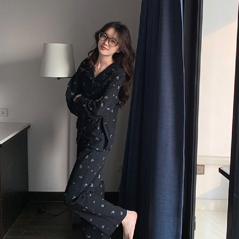 black butterfly room wear