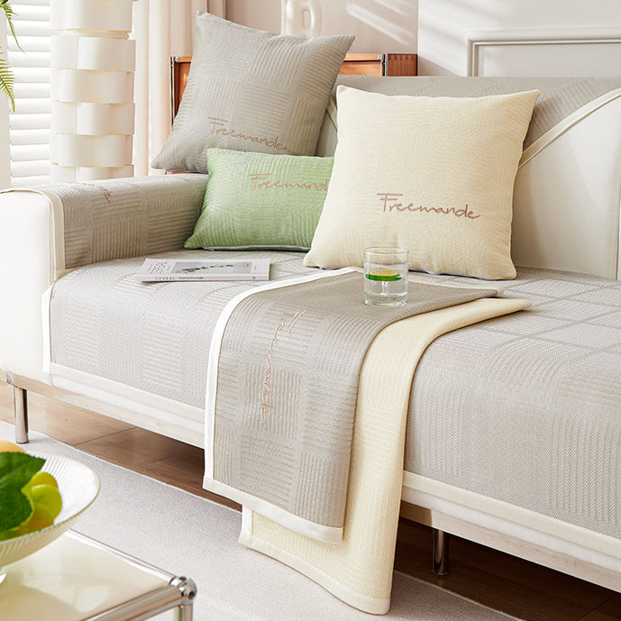 3color block pattern cushion