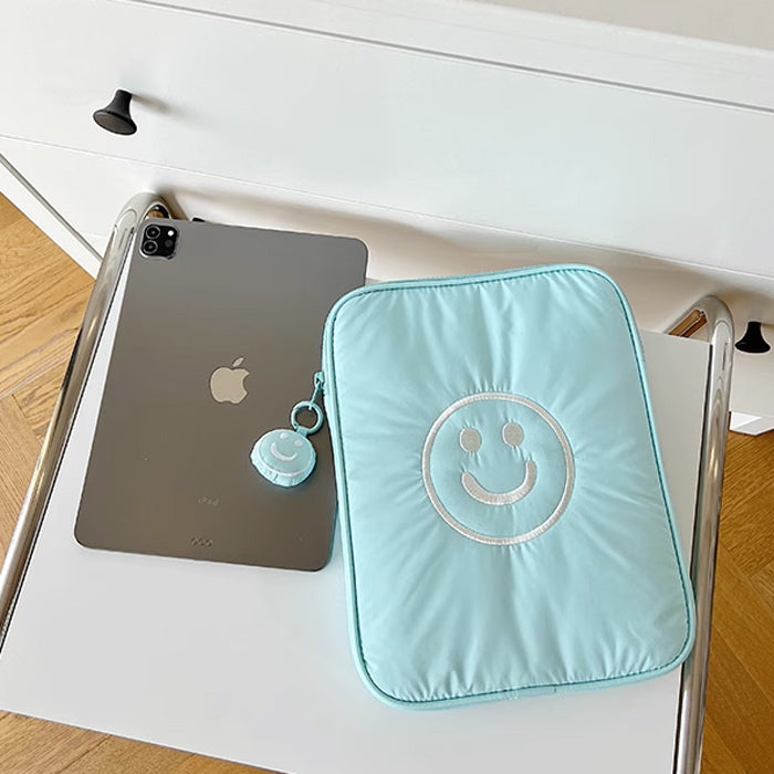 4color smile iPad case