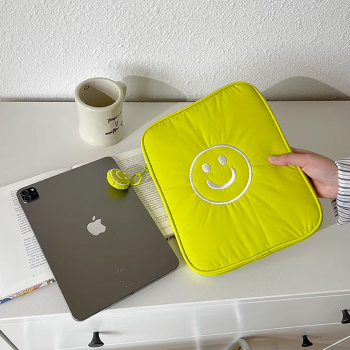 4color smile iPad case