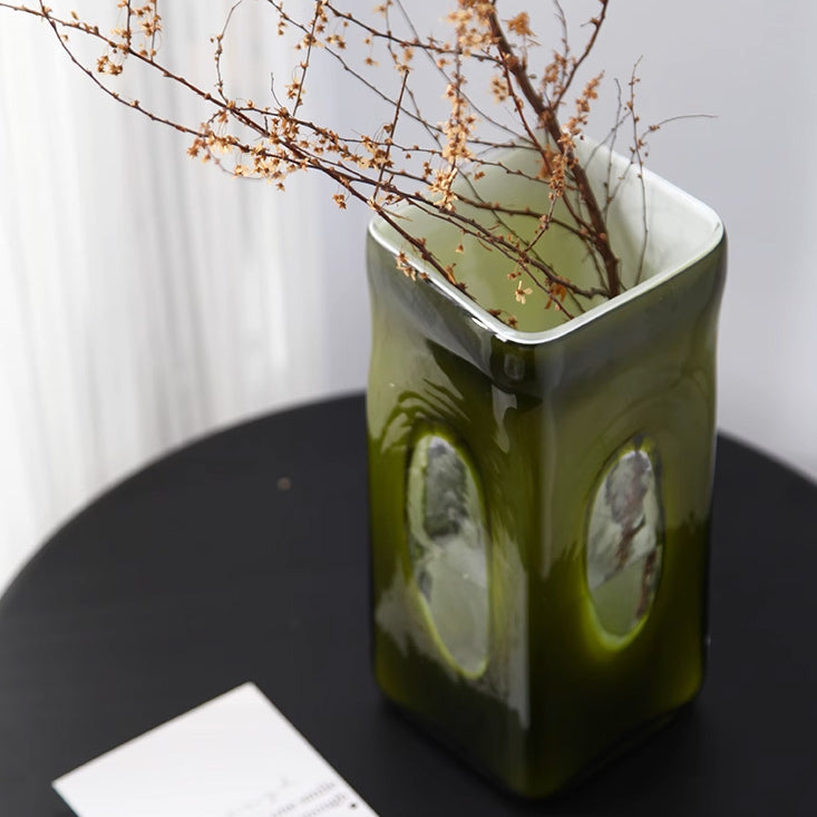 2design moss green vase
