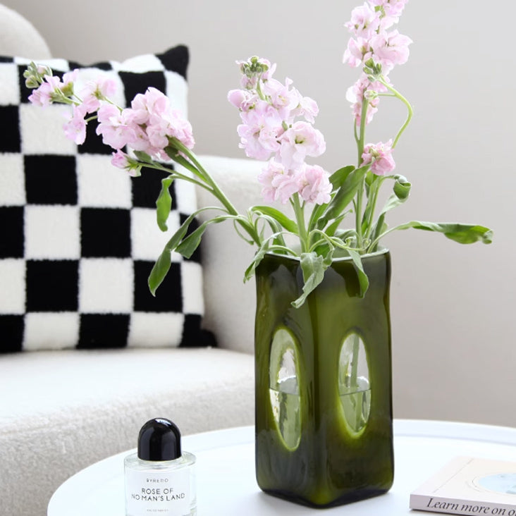 2design moss green vase