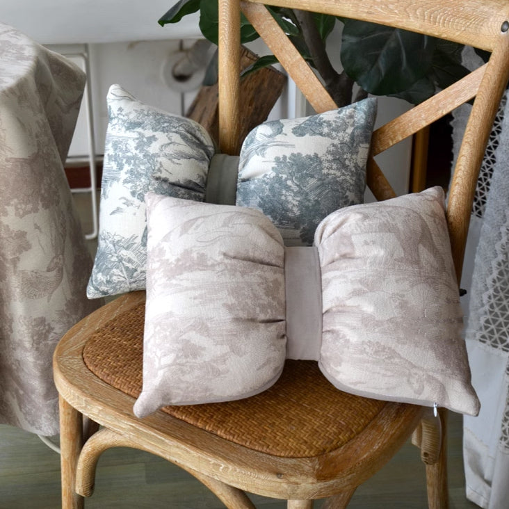 2color jungle cushion