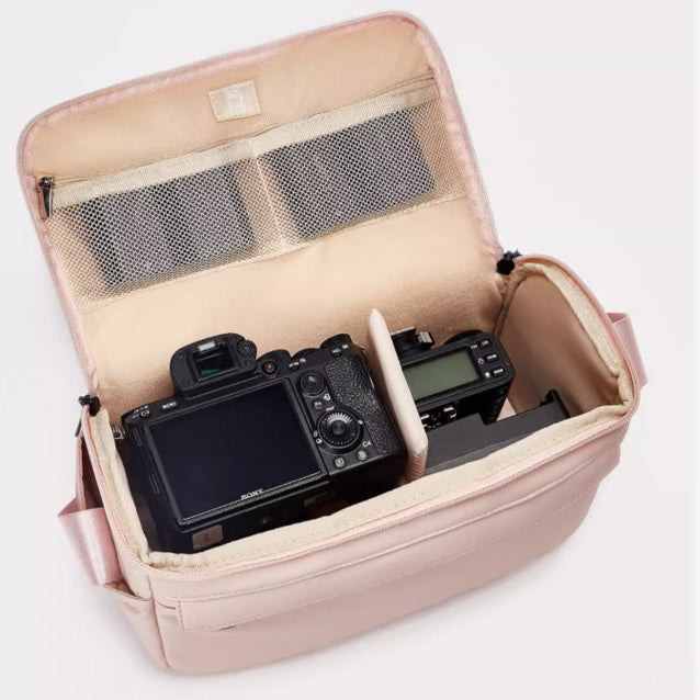2design leather camera bag