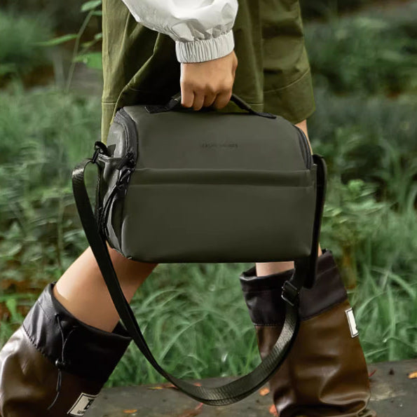2design leather camera bag