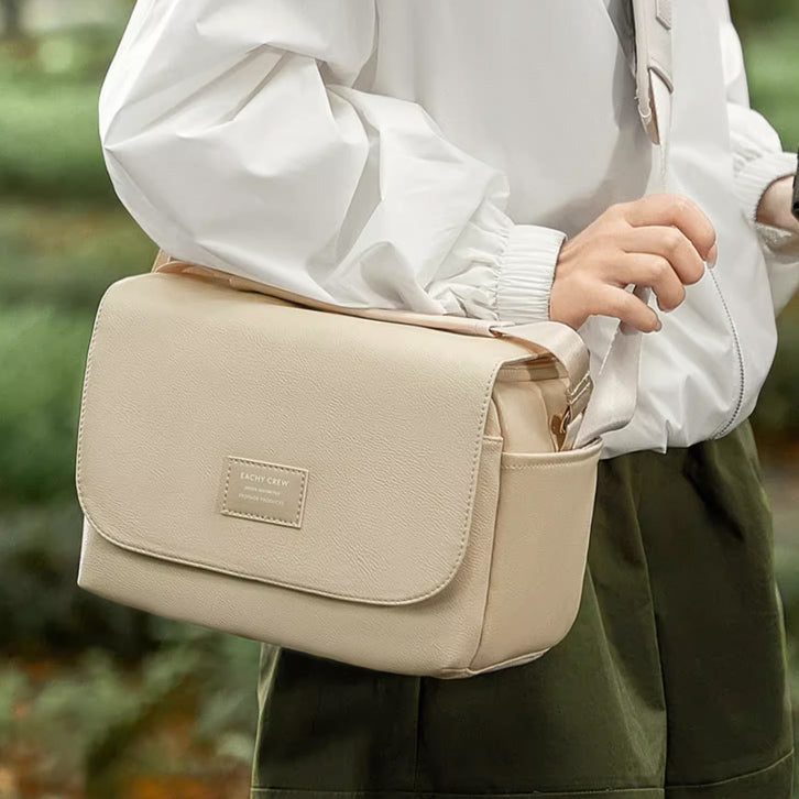 2design leather camera bag