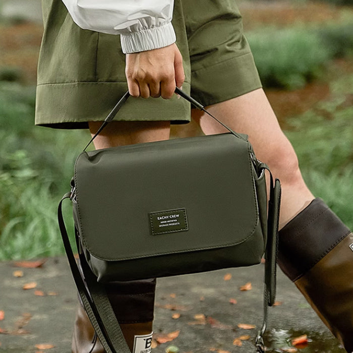 2design leather camera bag