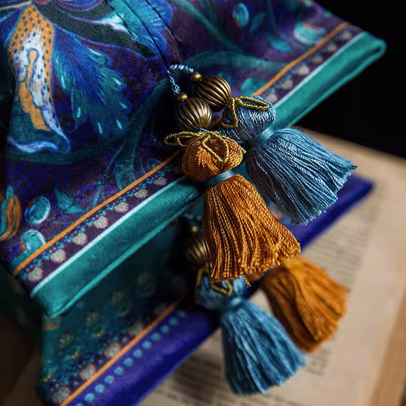 2design ethnic flower tissue case