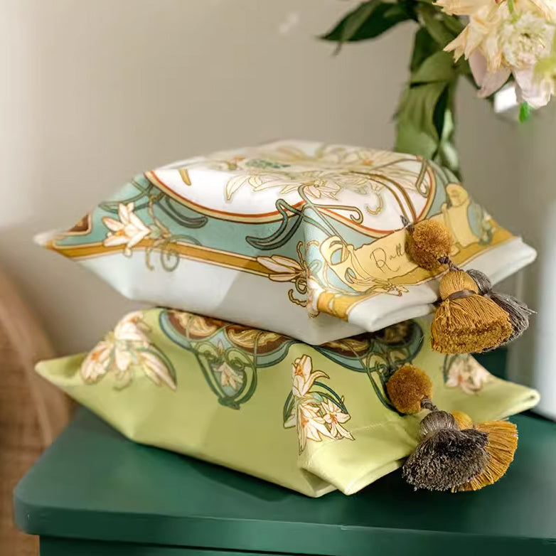 2design ethnic lily tissue case