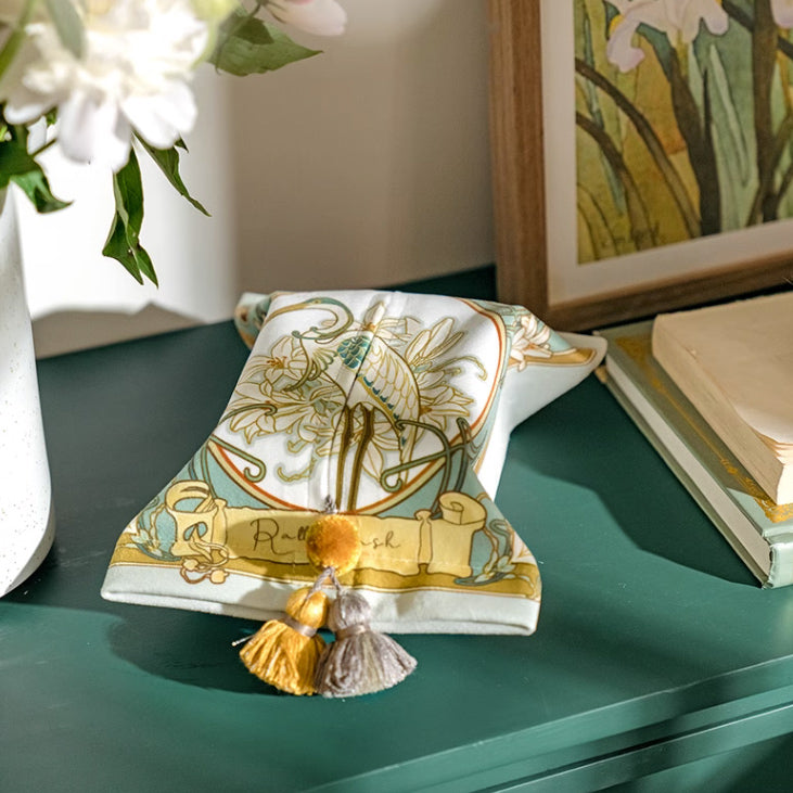 2design ethnic lily tissue case