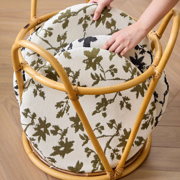 2color leaf round cushion