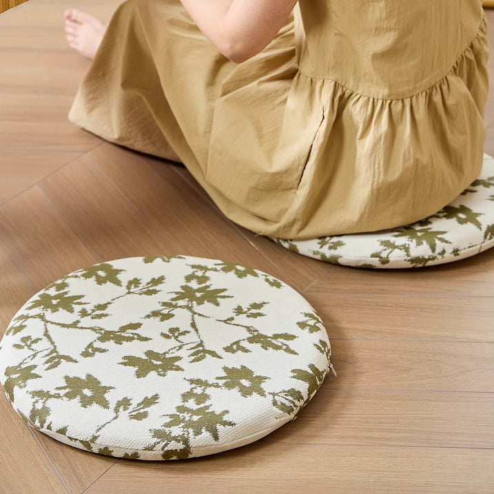 2color leaf round cushion