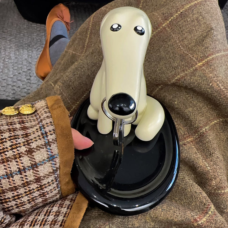 long nose dog key keeper