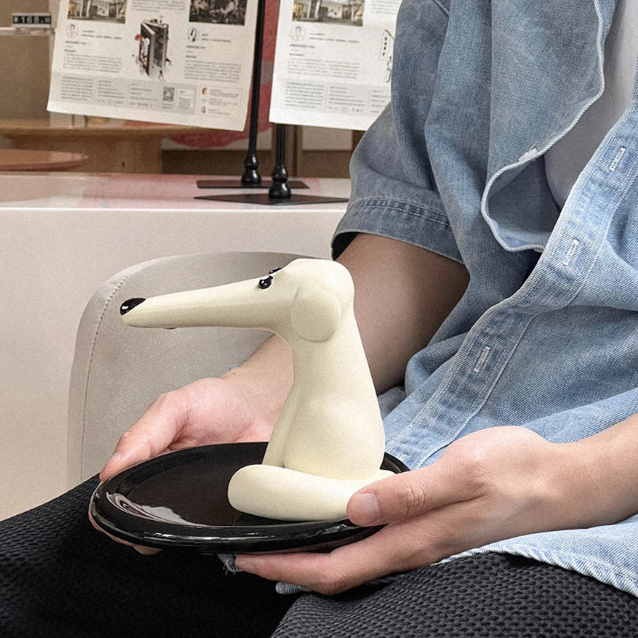 long nose dog key keeper