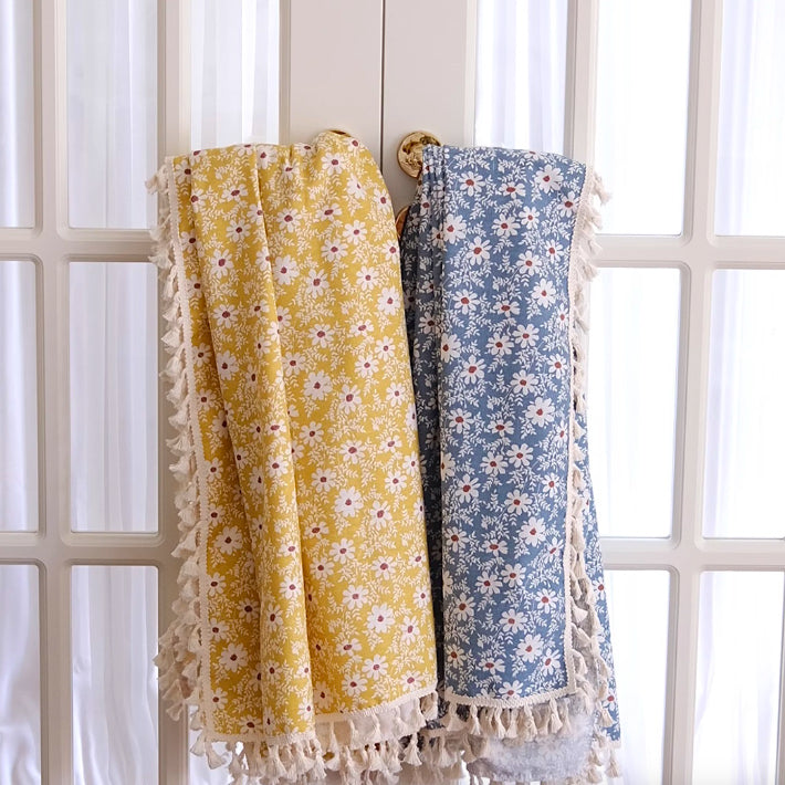 2color tassel flower table cloth