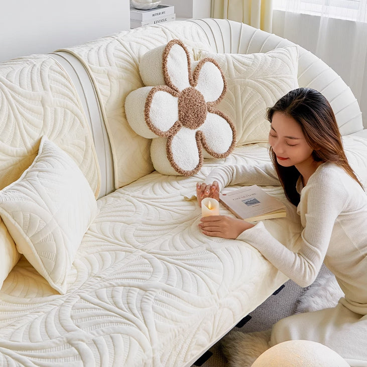 4color embossed leaf cushion