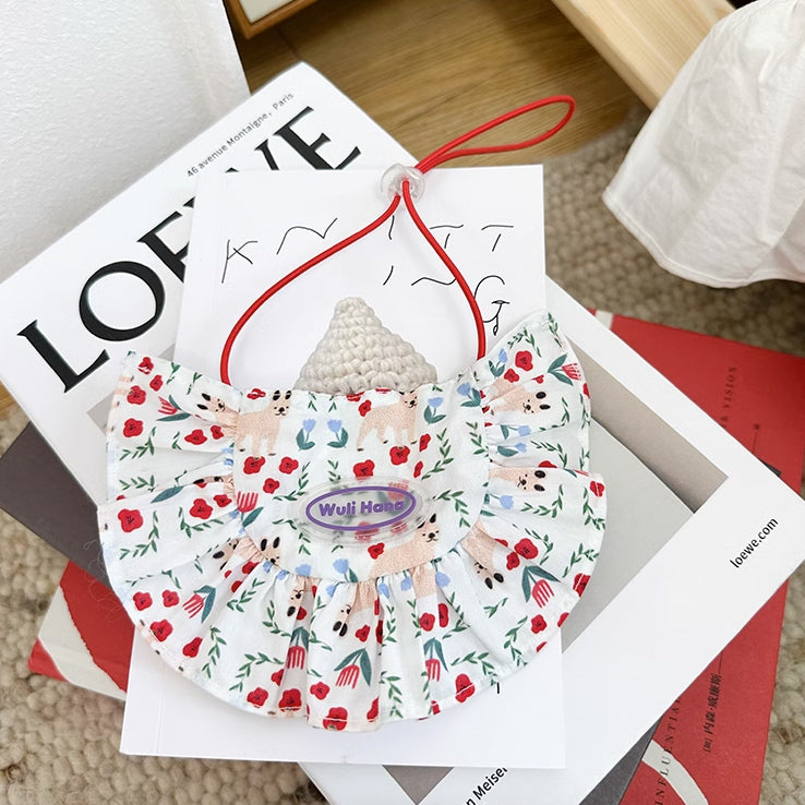 5design semicircle frill bib