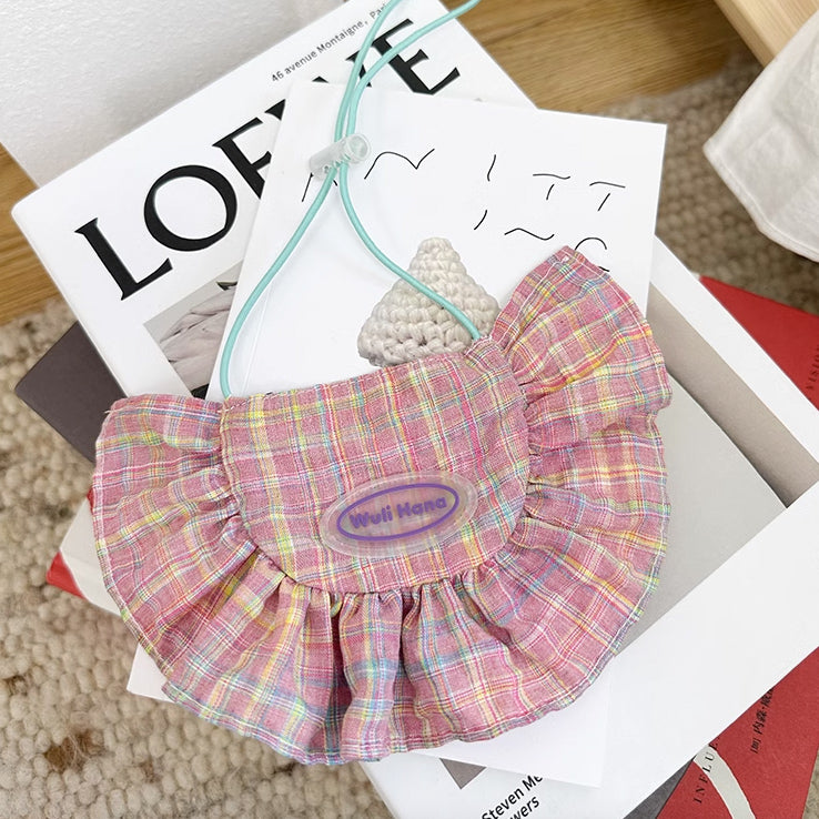 5design semicircle frill bib